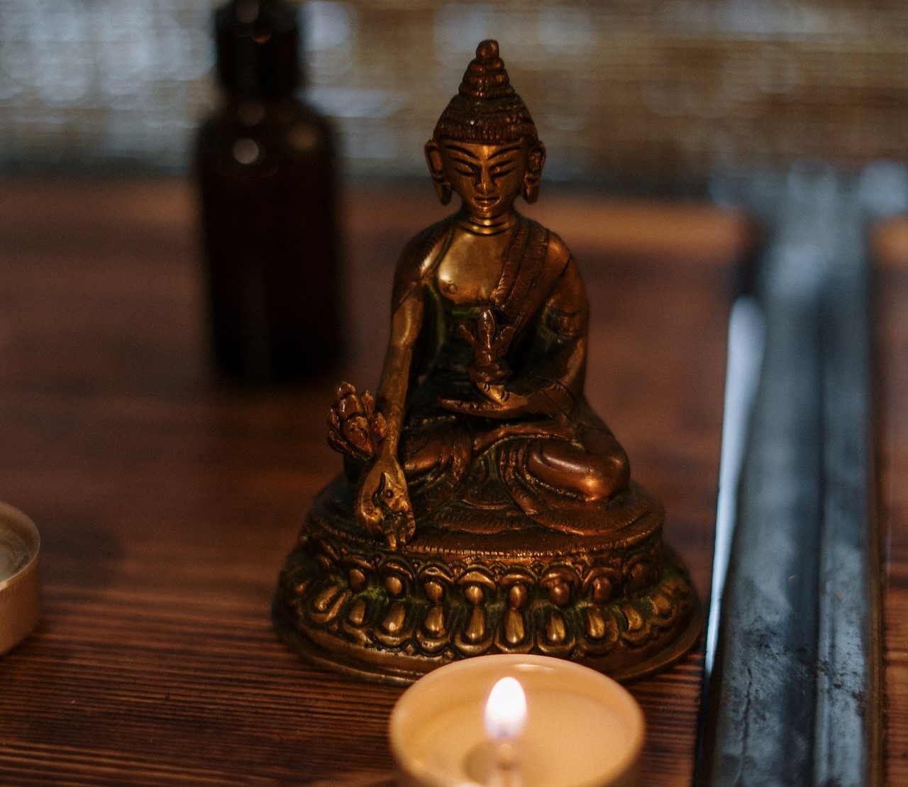 Photographie d'une statue de buddah.